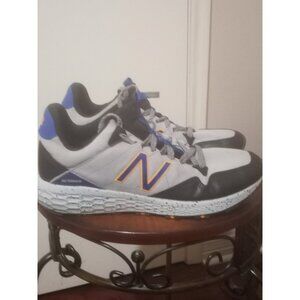 New Balance Men's All Terrain Trail Running Shoes Sneakers MTCRGLM1 Size 12 Gray